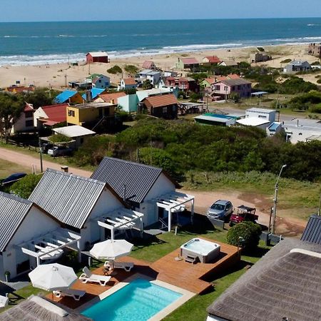 Kanaloah Lodge&Cabins Punta Del Diablo Bagian luar foto